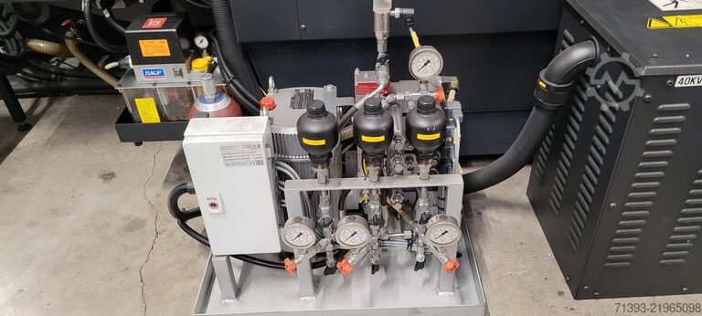 Centro de mecanizado DOOSAN DNM 750 L