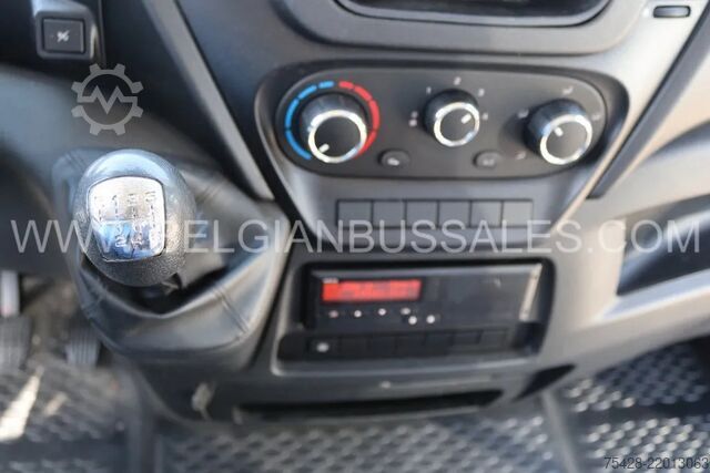 Minibus Iveco Indcar Mobi / 8.6 m  / Euro 6 / Scolaire Airco