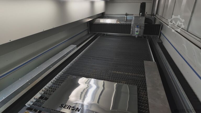 Lézervágógép SERON FiberCut 1530