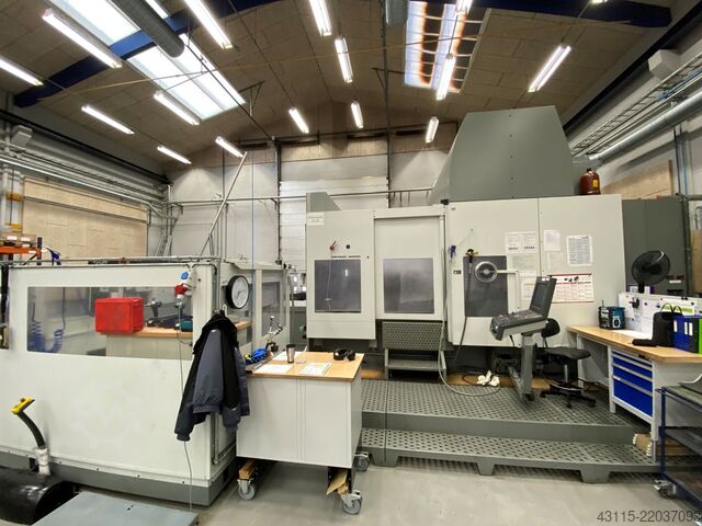 5-tengelyes CNC univerzális BAZ szimultán Deckel Maho DMC 200 U