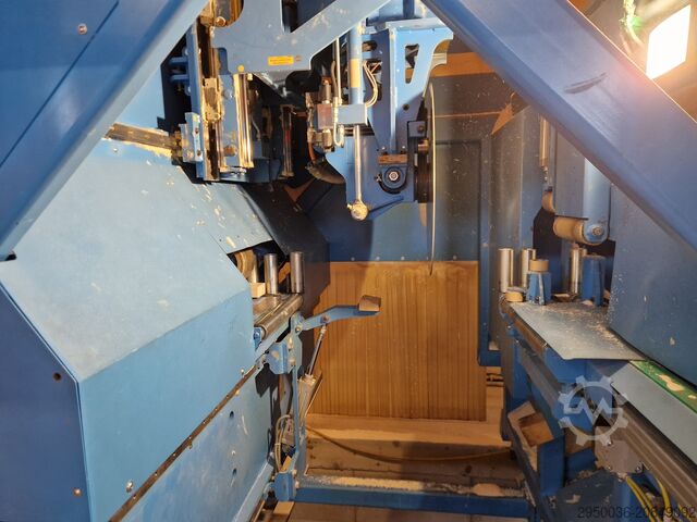 Throughfeed machining center Hundegger SC-3