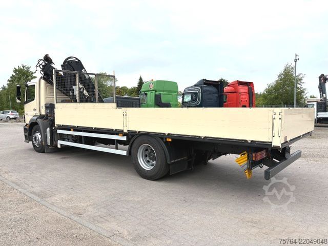 Platós teherautó MERCEDES-BENZ 1833 Axor / HIAB 122-3 / 7m Pritsche / 1. Hand