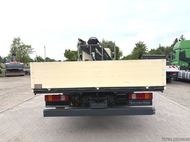 Platós teherautó MERCEDES-BENZ 1833 Axor / HIAB 122-3 / 7m Pritsche / 1. Hand