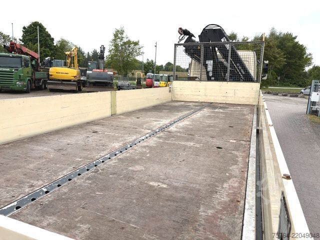 Platós teherautó MERCEDES-BENZ 1833 Axor / HIAB 122-3 / 7m Pritsche / 1. Hand