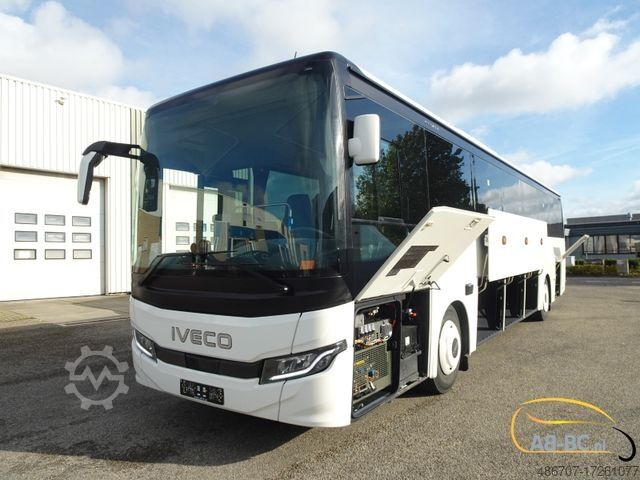 Touringcar IVECO Evadys 53 Sitze/WC ADAS Dezember Verfügbar