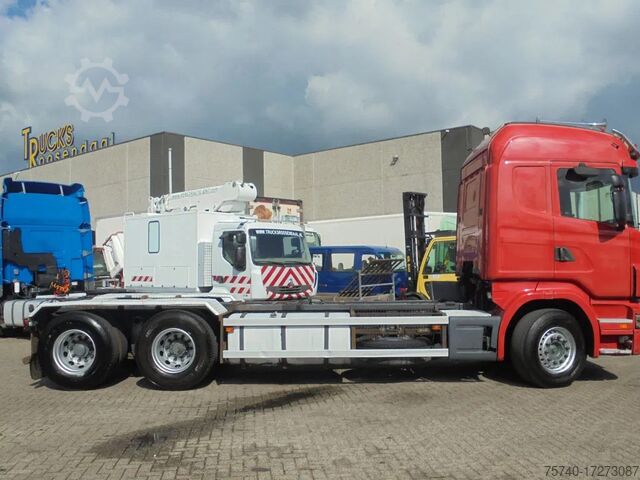 Chassis met cabine Scania R470 + 6X2 + PTO
