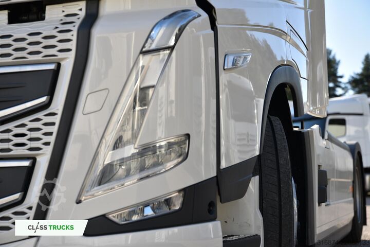 Standard SZM VOLVO FH 500 Globetrotter XL, Side Skirts