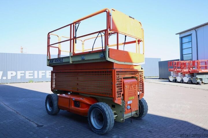 Ψαλίδι ανύψωσης JLG 4069LE Electric, 14.2m Working Height, 360kg Capac
