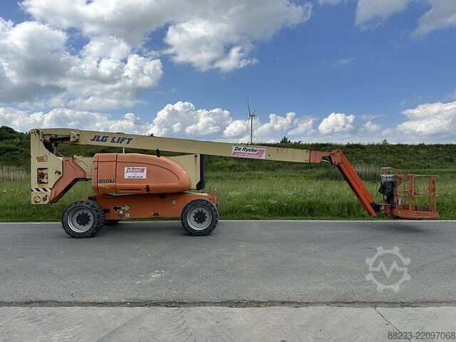 Podnośnik przegubowy JLG 800AJ