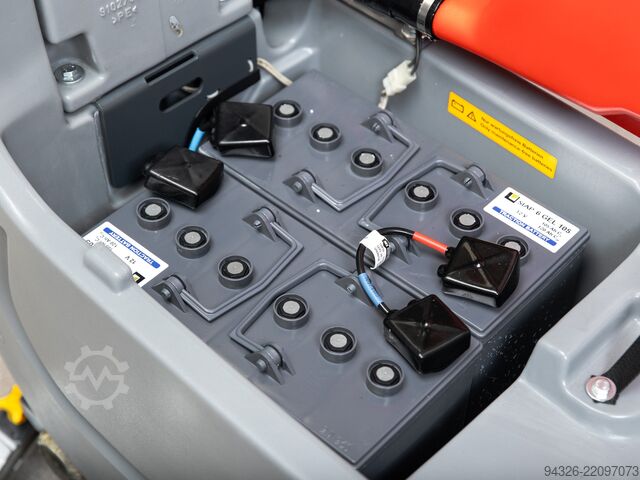 Hako Hakomatic B45 CL NIEUWE ACCU'S Hako Hakomatic B45 CL TB510 - 2013y - 1408h