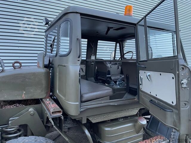 Magastetős kombi Mercedes-Benz Unimog 406 Doka Vliegtuigsleper Nieuwstaat!