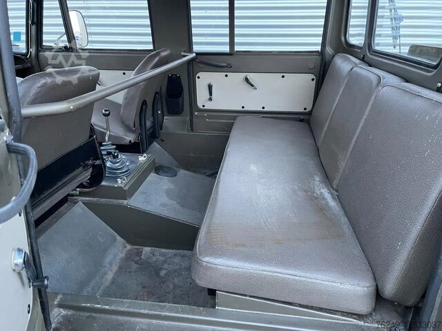 Magastetős kombi Mercedes-Benz Unimog 406 Doka Vliegtuigsleper Nieuwstaat!