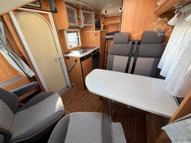 Integrált lakóautó DETHLEFFS Globebus I 001 - Hub/Festbett -  -