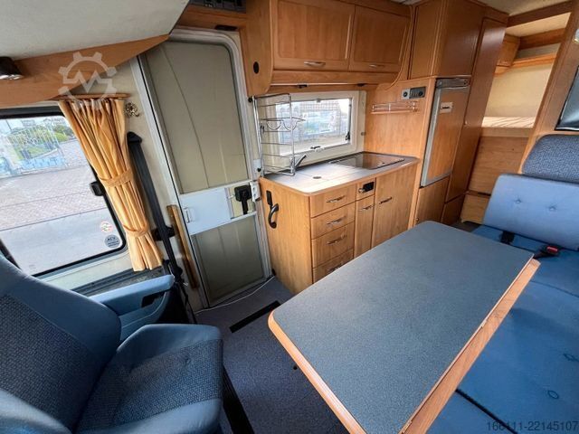 Integrált lakóautó NIESMANN+BISCHOFF Arto 69 G - Hub/Festbett -  - Solar -