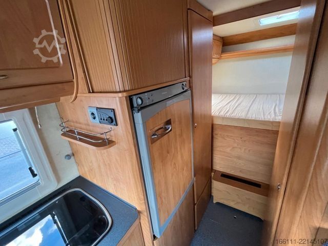 Integrált lakóautó NIESMANN+BISCHOFF Arto 69 G - Hub/Festbett -  - Solar -
