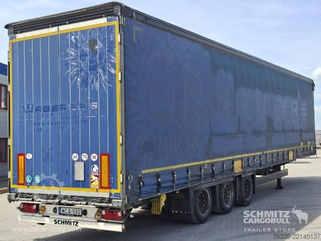 Nyitott ponyvás félpótkocsi Schmitz Cargobull Curtainsider Mega