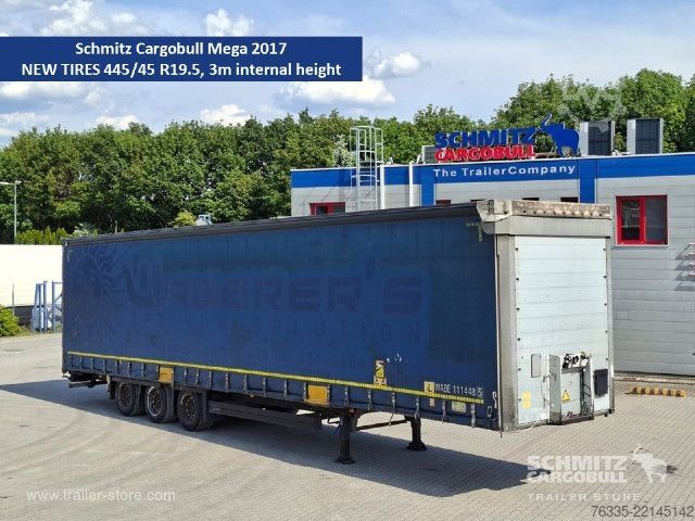 Nyitott ponyvás félpótkocsi Schmitz Cargobull Curtainsider Mega