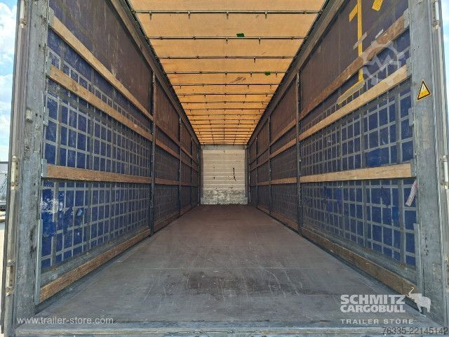 Nyitott ponyvás félpótkocsi Schmitz Cargobull Curtainsider Mega