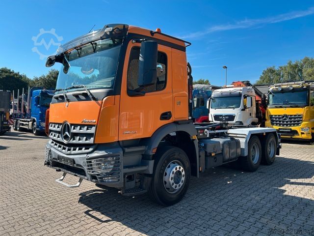 Autocamion cu cârlig pentru containere MERCEDES-BENZ 2640 Multilift Abroller