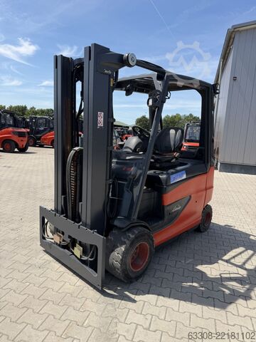 Elektrisk 4 -hjulig gaffeltruck Linde E35HL-01