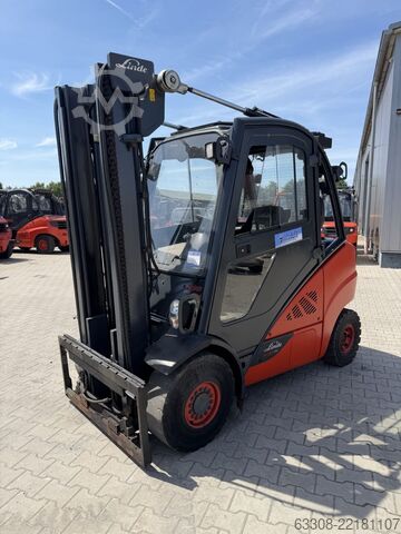 Diesel vorkheftruck Linde H30D-02