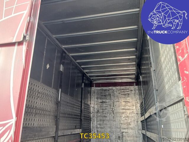 Skjutbara presenningar Fruehauf 