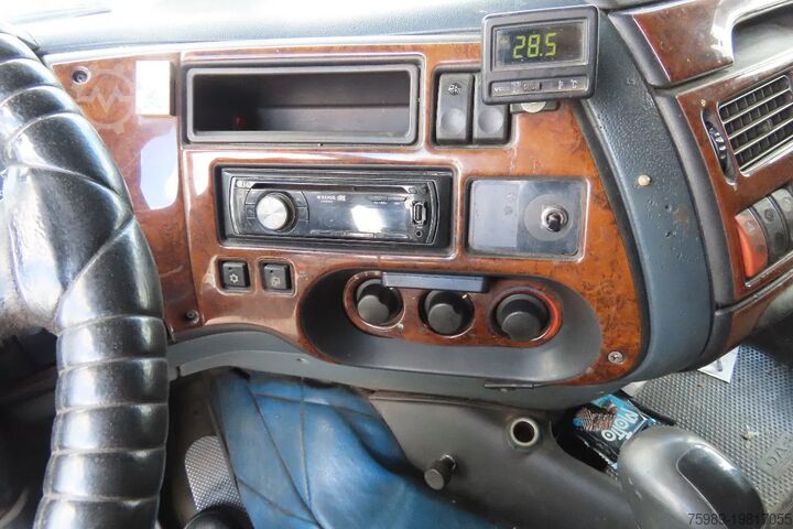 Standaard-SZM DAF XF 530 type E4, Manual!!!