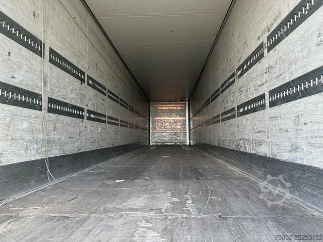 Koffer Schmitz Cargobull SKO24 / SAF DISC / 2x LIFTAXLE / GALVANIZED / N...