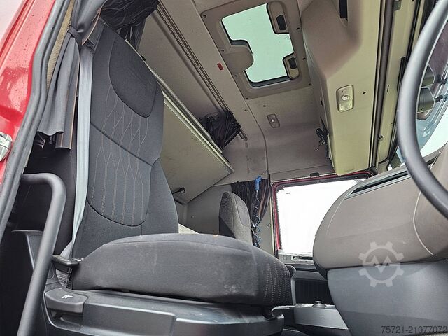 Standaard trekker DAF XF 480 4x4 PXP