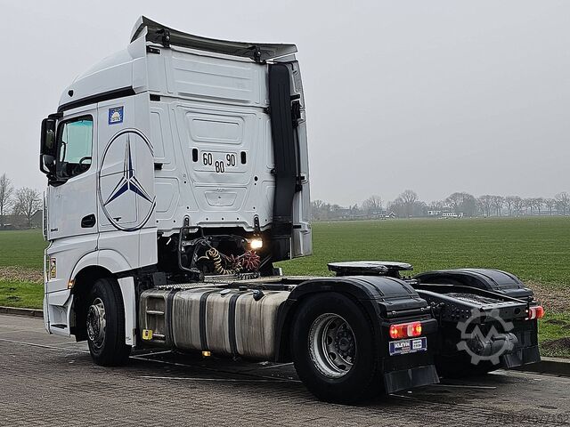 Standaard trekker MERCEDES-BENZ ACTROS 1845 LS