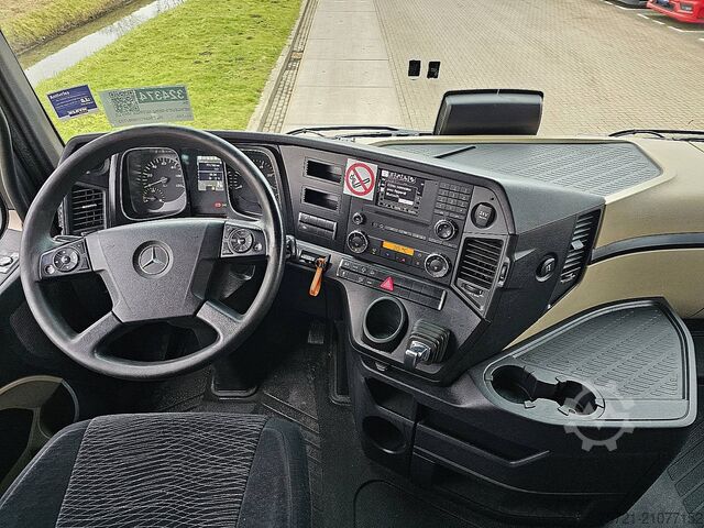 Standaard trekker MERCEDES-BENZ ACTROS 1845 LS