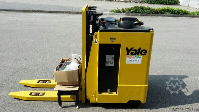 High Level Order Picker Yale MS12S