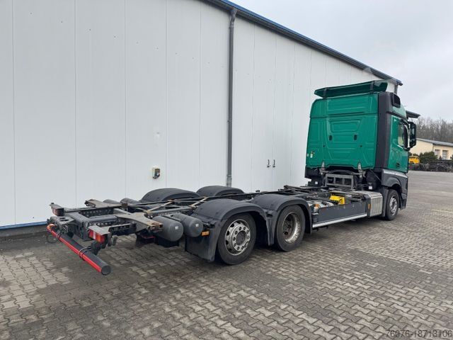 Vrachtwagenchassis MERCEDES-BENZ 2548 LnR Big Space Öl-Retarder Standklima Jumbo