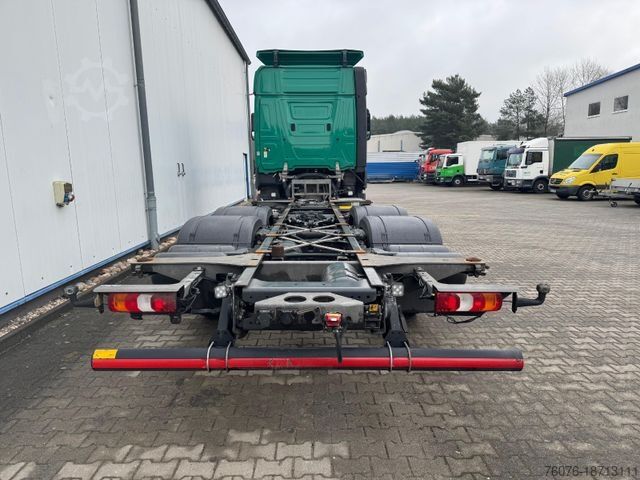 Autocamion cu caroserie interschimbabilă MERCEDES-BENZ 2548 LnR Big Space Öl-Retarder Standklima Jumbo