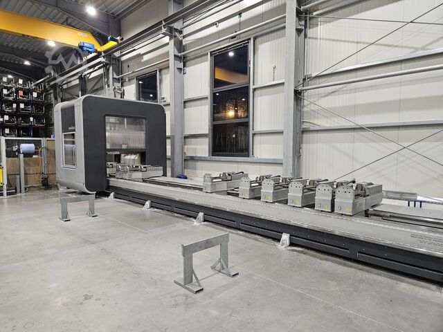 Maszyna do obróbki profili Schüco DC 500