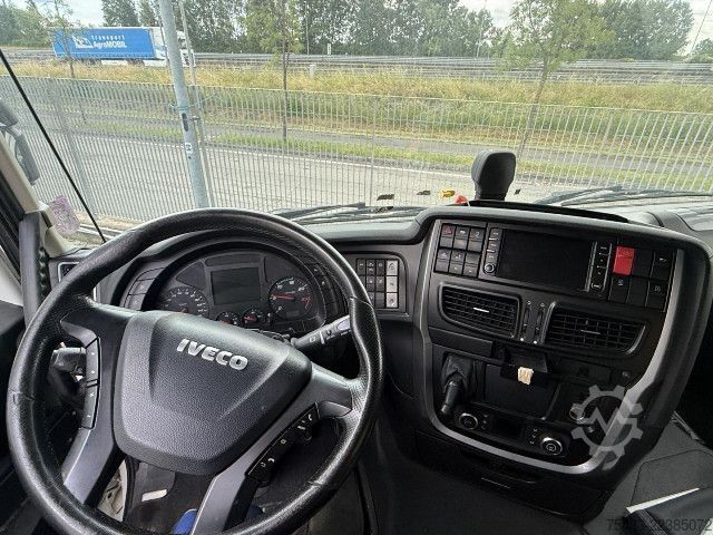 Tracteur routier standard IVECO STRALIS AS440S40T/P LNG