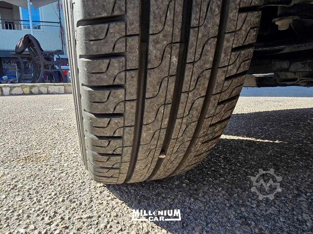 Furgone a pannelli FIAT DUCATO 2021 L2H2 KM 41000