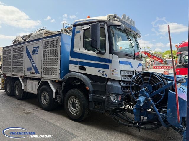 Betonpomp Mercedes-Benz Arocs 3242 AMV 7450D Concreetsprayer