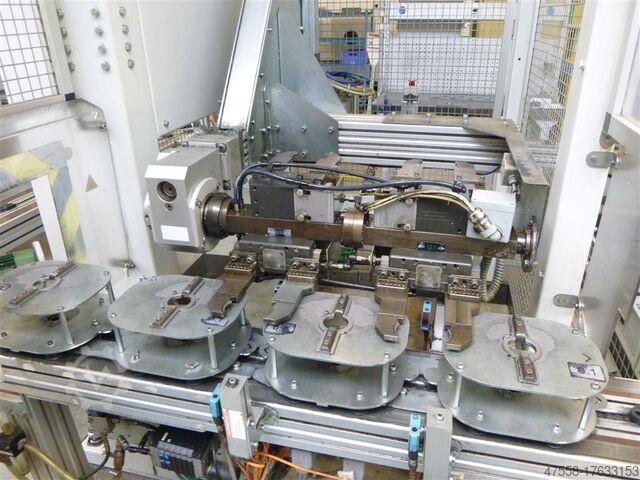 Obráběcí centrum - Vertikální posuvný sloup Stama MC 535/TWIN