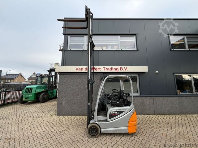 Still RX20-18 Triplo 450 Freelift / Sideshift Elektrisch 2018 STILL RX20-18 Triplo 450 Freelift / Sideshift Elektrisch 2018
