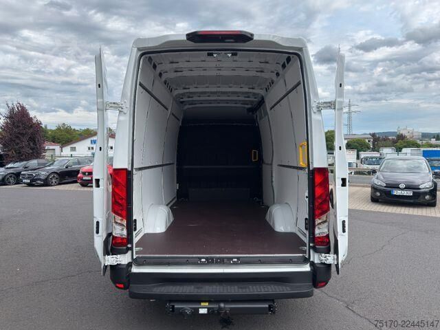 Stationvogn med højt tag Iveco Daily 35S14B V Airlineschienensystem *AHK 3,5 t*
