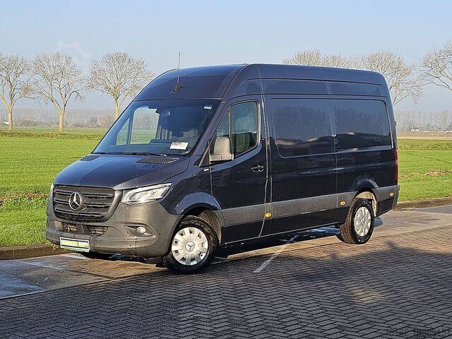 Camioneta familiar de techo alto MERCEDES-BENZ SPRINTER 317 L2H2 LED Navi !
