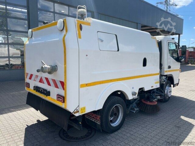 Bestelwagen Mitsubishi Fuso Canter 7,5t Brock SL 140/2