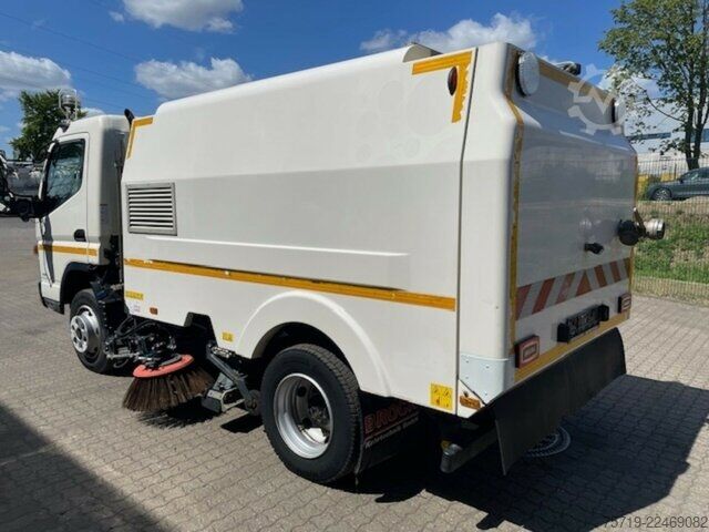 Bestelwagen Mitsubishi Fuso Canter 7,5t Brock SL 140/2