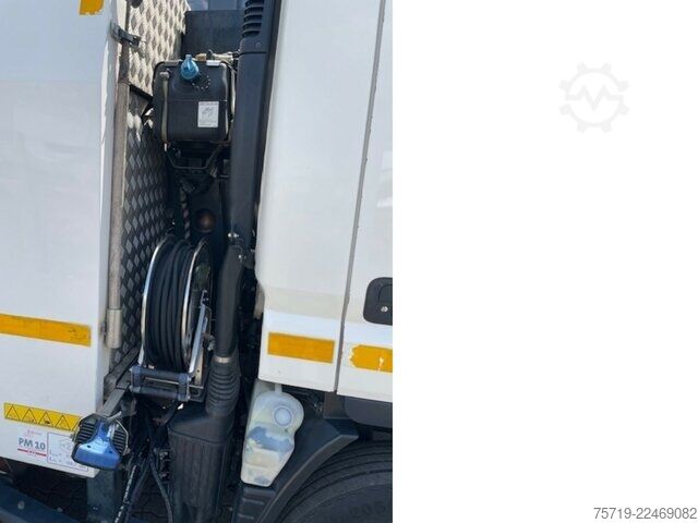 Furgoneta Mitsubishi Fuso Canter 7,5t Brock SL 140/2
