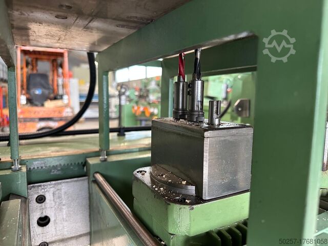 Meerassige boormachine Weeke PE 75