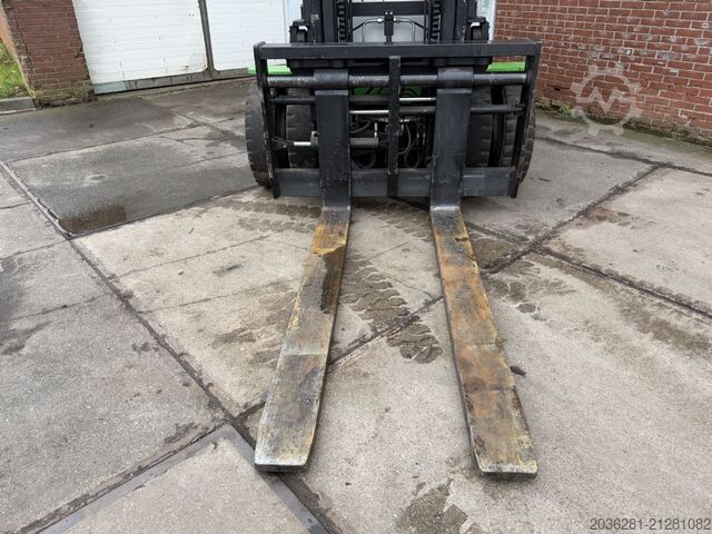 Electric 4-wheel forklift Cesab ECO/P70