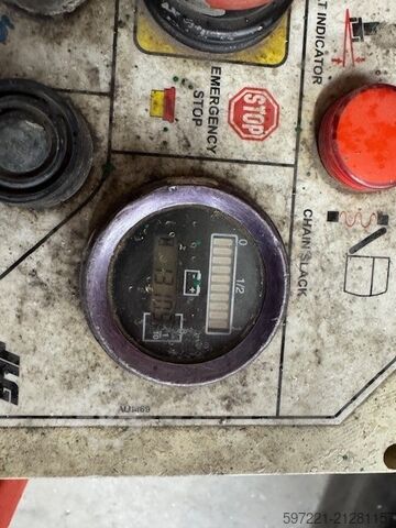 Telescopic boom Grove Toucan 1100A