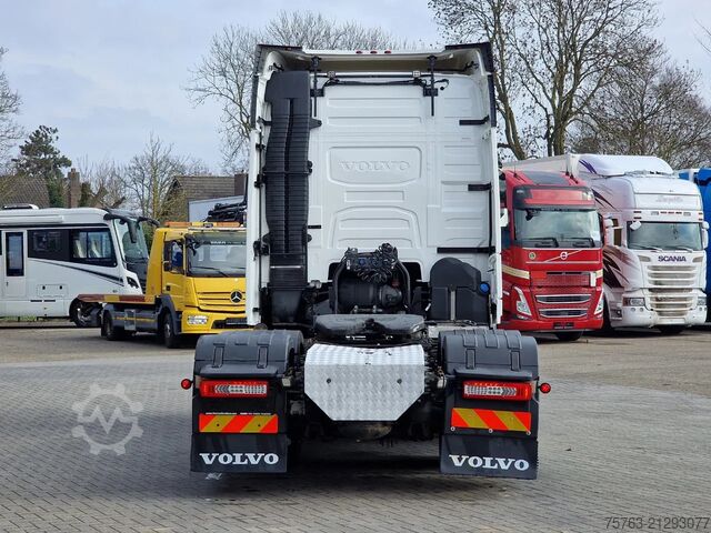 Standard-SZM Volvo FH 13.540 Globetrotter 6x2 - Retarder - I parkc...