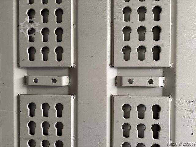 Caja intercambiable con estructura de caja Krone BDF Wechselkoffer Stahl Türen 2015